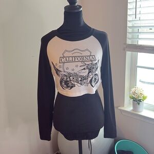 Long Sleeve Crop Top